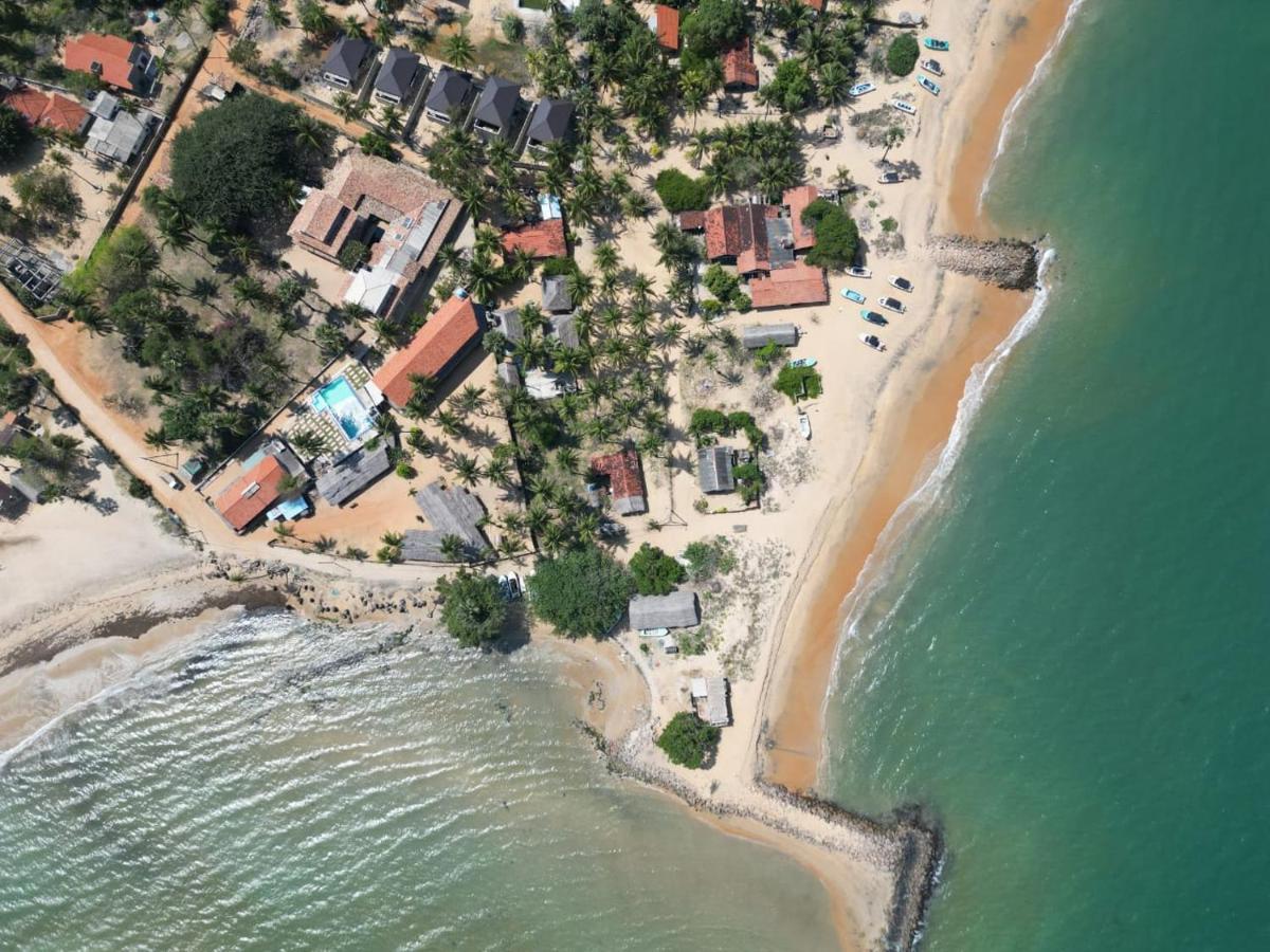Scoop Cabana Kitesurfing Kalpitiya Exteriör bild